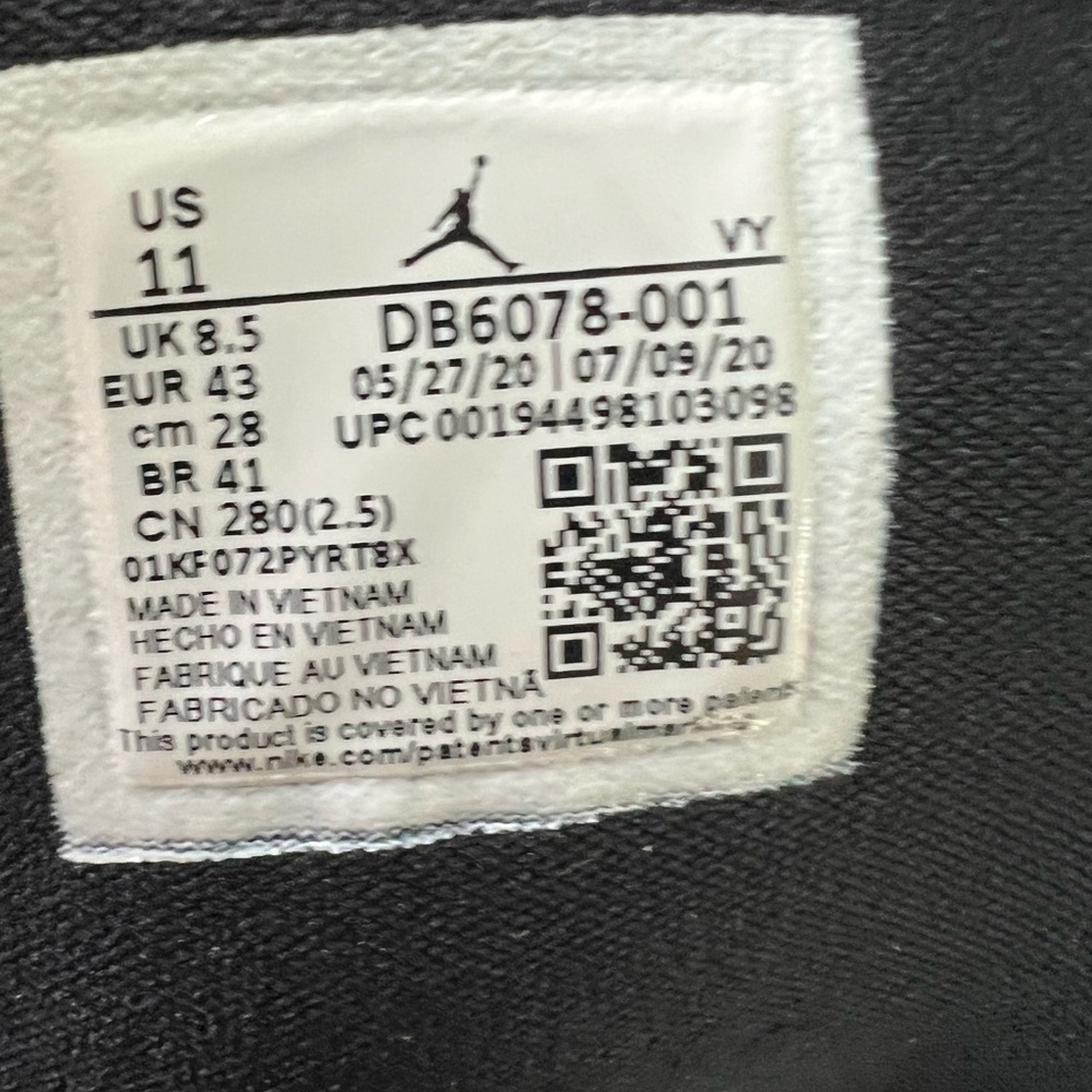 Nike Air Jordan 1 Mid SE Retro Quilted Black size 11w 9.5m - Picture 9 of 9